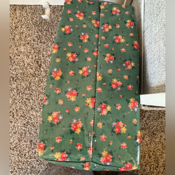 Cath Kidston Green and Red Floral Tote Bag - Picture 3 of 4